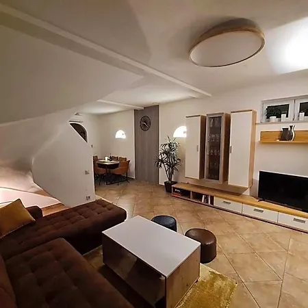 Villa Rosie
